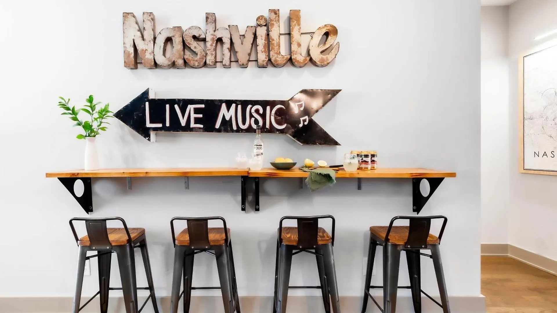 Casa vacanze Waverly By Avantstay Nashville-Inspired Townhome W Luxury Kitchen Pool Table